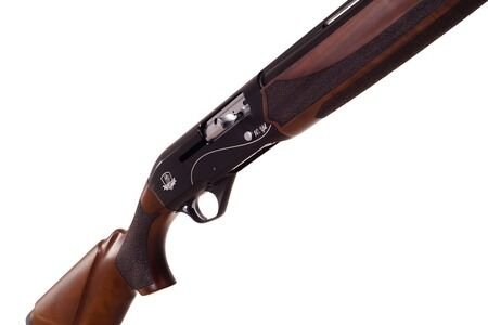 Maestro Arms 10. Yıl Yarı Otomatik Ağaç Av Tüfeği